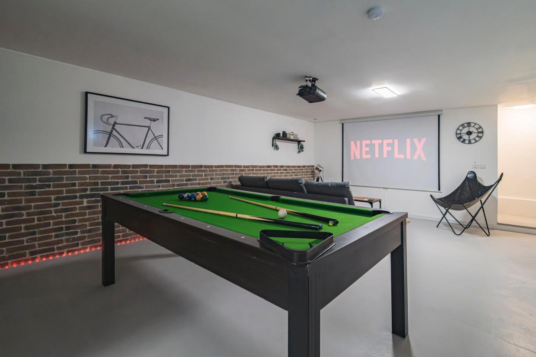 L'Industriel - Billard Et Home Cimena - Hyper Centre Реймс Екстериор снимка